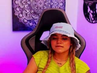 scarletthudsson live cam profile