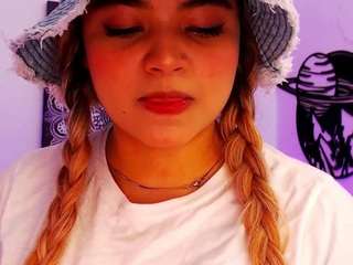 scarletthudsson Live Webcam on CamSoda