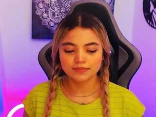 scarletthudsson Live Webcam on CamSoda