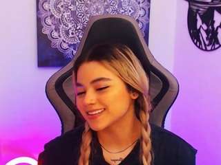 scarletthudsson