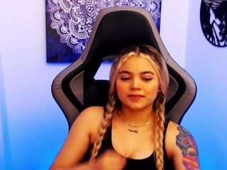 ScarlettHudsson