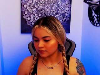 scarletthudsson