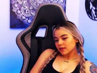 scarletthudsson