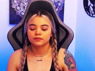scarletthudsson
