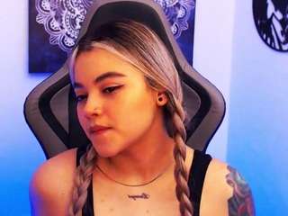 scarletthudsson