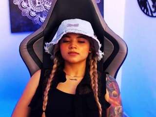 scarletthudsson