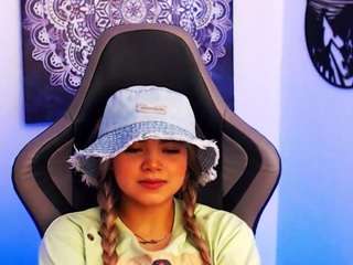 scarletthudsson