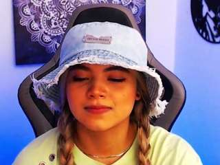 scarletthudsson