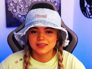 scarletthudsson
