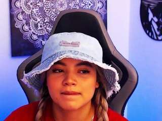 scarletthudsson