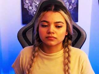 scarletthudsson