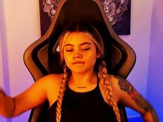 scarletthudsson