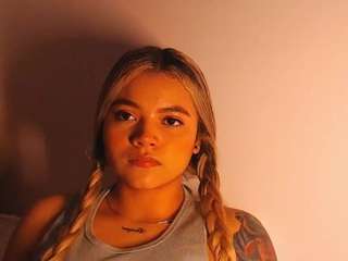 scarletthudsson