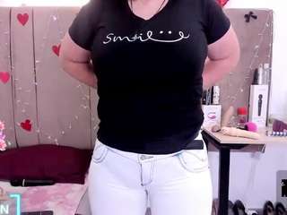 zalymature's CamSoda show and profile