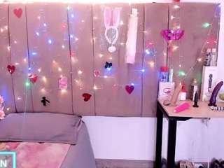 zalymature live cam profile