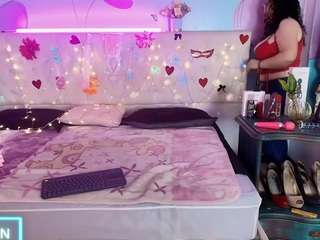 Live cam show with Zalymature