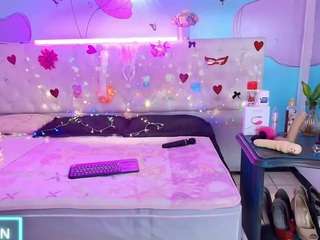 Live cam show with Zalymature