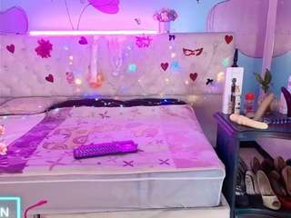 Zalymature live cam preview