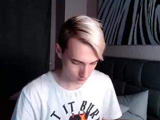 fredditwink's Live Sex Cam Show