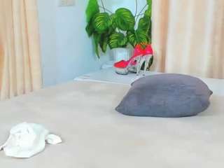 h0t-chocolate Live Webcam on CamSoda