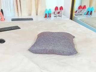 h0t-chocolate webcam model