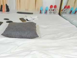 h0t-chocolate webcam model