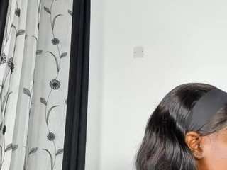 le modèle h0t-chocolate est en webcam porno dans un show sur le site camsoda, il possède les tags suivants: anal,solo,ass,oil,public,pussy,shaved-pussy,smoking,spank,mature,squirt,strip,swallow,tattoos,teen-18,toys,young-adult,naked,natural,lush