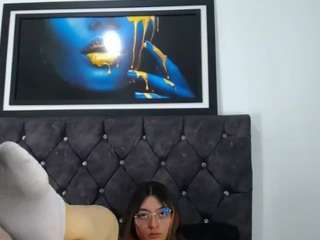 Average Goddess Nude camsoda lesliee22