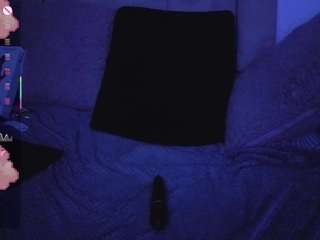 Lesliee22 live webcam show