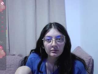 lesliee22's live room