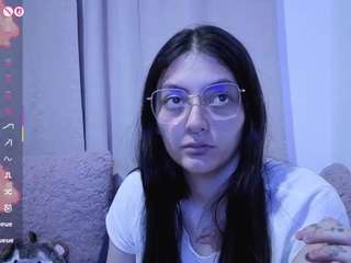 lesliee22 Live Webcam on CamSoda