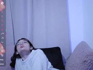 Lesliee22 live cam preview