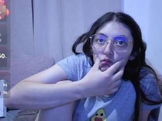 lesliee22 live
