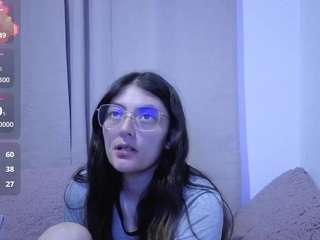 Lesliee22 live cam preview