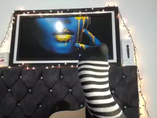 Lesliee22's Live Sex Cam Show