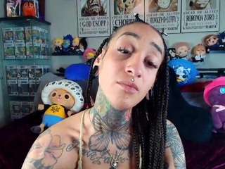 starryari69 Webcam Model Profile