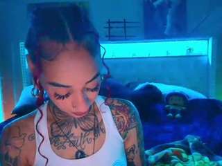 starryari69 webcam model