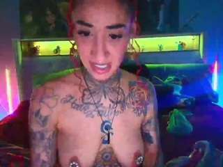 starryari69 Live Webcam on CamSoda