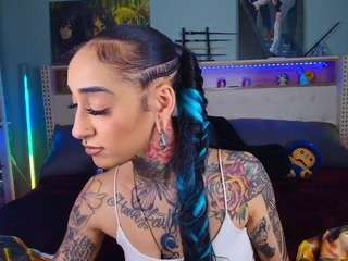 starryari69 Live Webcam on CamSoda