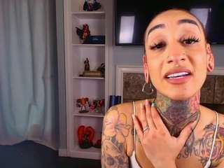 Watching Wakanda Foevaaaa, Distract Me