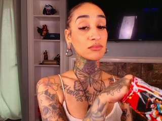 Watching Wakanda Foevaaaa, Distract Me