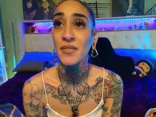 starryari69 Live Webcam on CamSoda