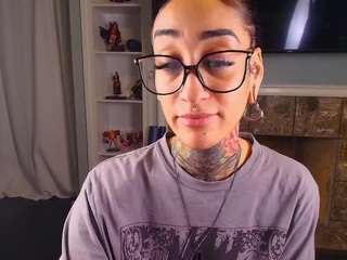 starryari69 Live Webcam on CamSoda