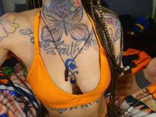 starryari69's CamSoda show and profile