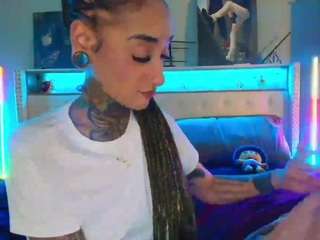 starryari69 webcam model