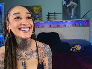 starryari69 webcam model