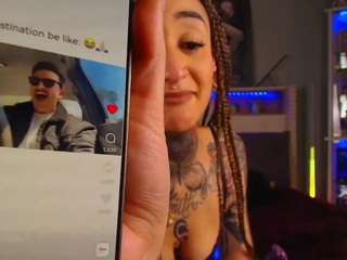 Live webcam model starryari69 on Soda Cams