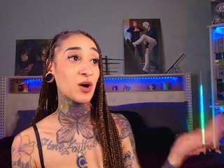 Live webcam model starryari69 on Soda Cams