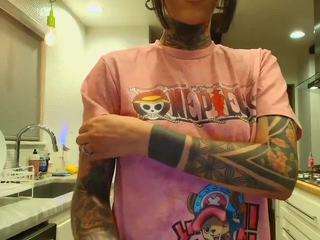 starryari69 Live Webcam on CamSoda