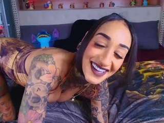 starryari69 Live Webcam on CamSoda